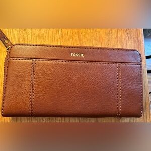 NWOT Fossil Jori Wallet, Saddle/Tan